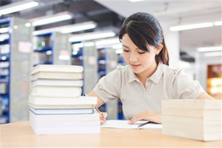 陕西教师资格证面试：学生迟到，作为老师怎么办?